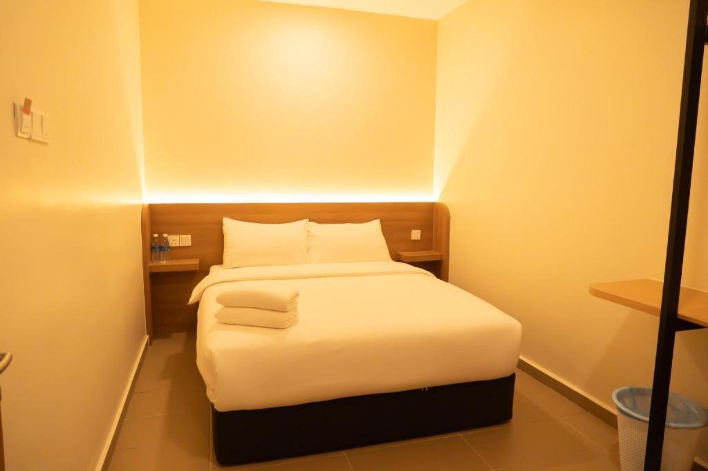 Hotel Sunsurya Klang Exteriör bild