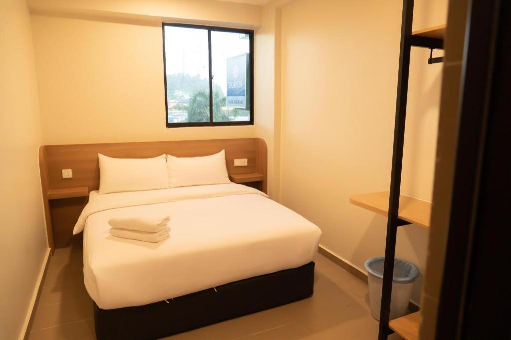 Hotel Sunsurya Klang Exteriör bild