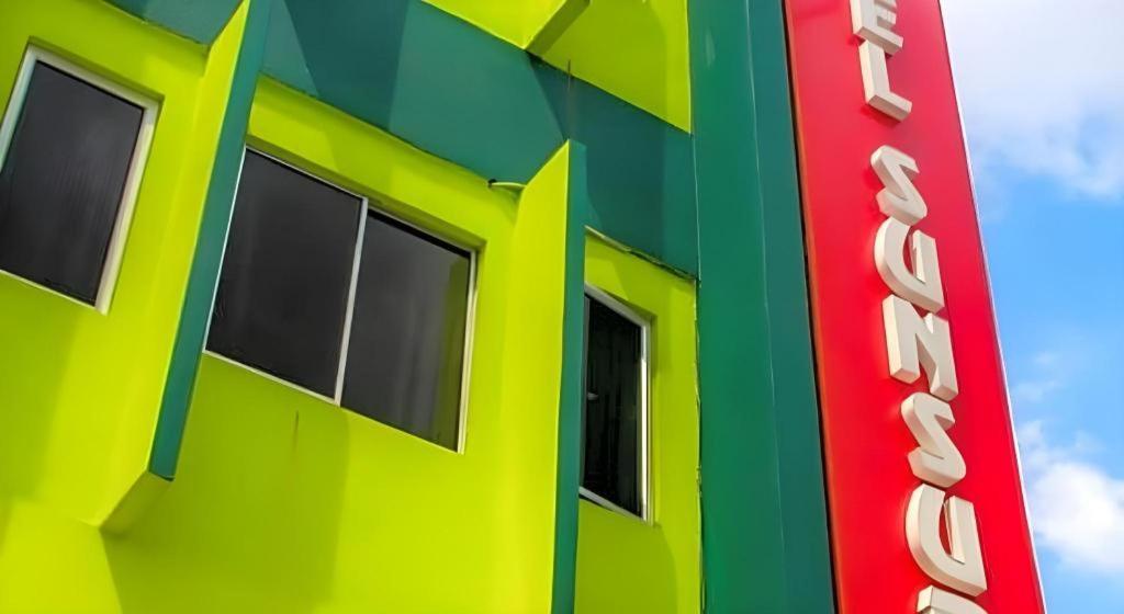 Hotel Sunsurya Klang Exteriör bild